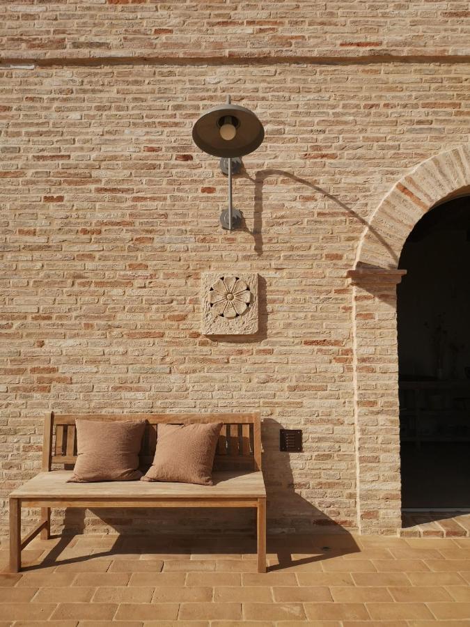 Bed and Breakfast Casale Tre Gelsi Чинголи Экстерьер фото