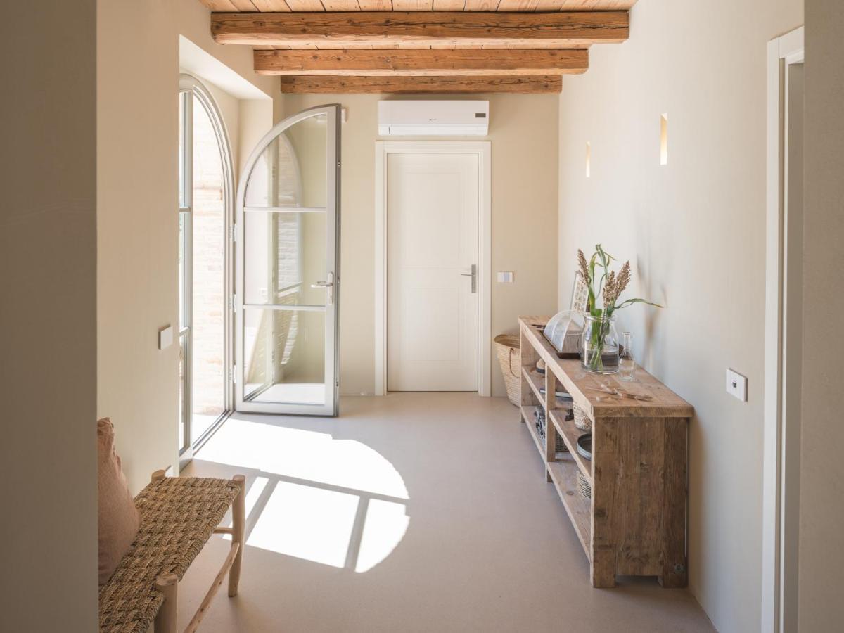 Bed and Breakfast Casale Tre Gelsi Чинголи Экстерьер фото